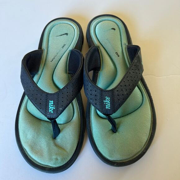 Nike Womens Sz 8 Blue Cushioned Comfort Footbed Foam Thong Flip Flops Sandals - Picture 2 of 5